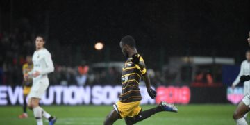 US Orléans vs PSG : Regardez Le but de Joseph Lopy qui fusille Buffon - wiwsport