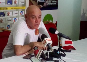 Coupe CAF : Angel Gamondi (Hassania):  « Difficile sur un terrain synthétique pas de bonne qualité »