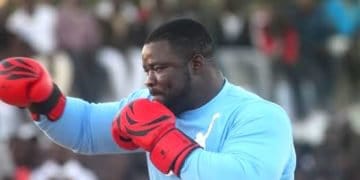 Regardez Eumeu Sène qui montre ses talents de boxeur ! - wiwsport