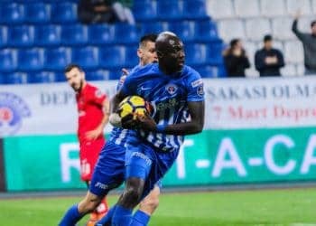 (Vidéo) – Kasimpasa : Mbaye Diagne réussit un doublé mais perd devant Konyaspor (3-2)