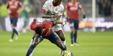 Gana Guèye ou Doucouré ? : Les fans du PSG penchent pour le sénégalais - wiwsport