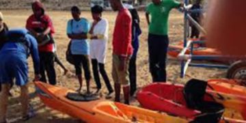 Canoë Kayak : La Fédération Internationale offre 60 bateaux au Sénégal - wiwsport