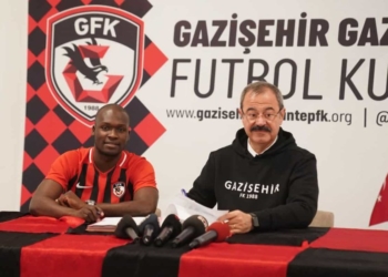 Mercato: Turquie: Moussa Sow rejoint officiellement Gazisehir FK !