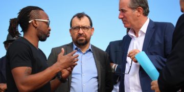 Découvrez en images, la visite de Sidney Govou et S.E.M Christophe Bigot au Dakar Sacré-Cœur ce jeudi - wiwsport