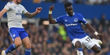 Mercato : Le PSG a augmenté son offre pour Gana Gueye - wiwsport