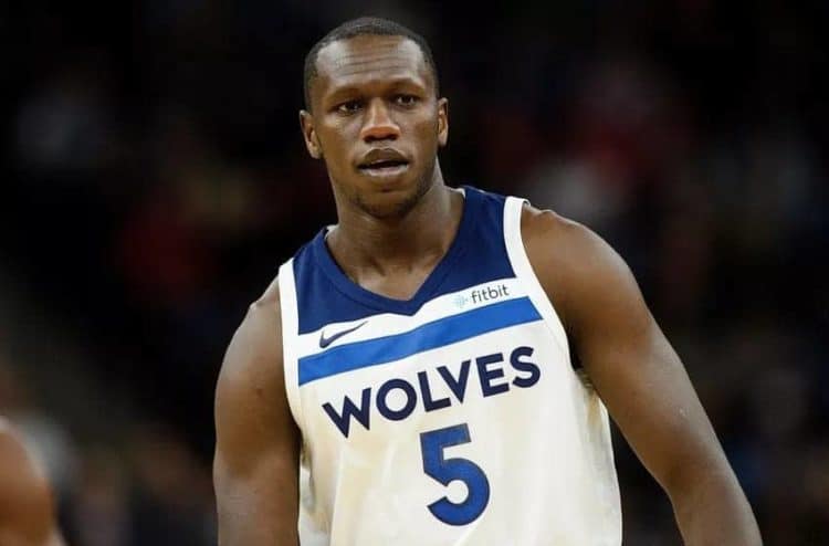 Gorgui Sy Dieng (2pts) chute avec Minnesota devant Boston Celtics (102-115) - wiwsport