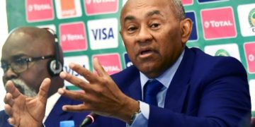 Video: Regardez la colère rouge du président de la caf sur un journaliste: « Respecter nous… »