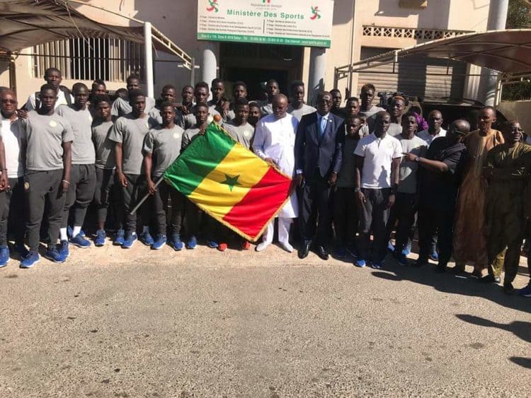 Vidéo Can - U20 : Remise de Drapeau : Les lionceaux au Niger pour le premier trophée continental - wiwsport