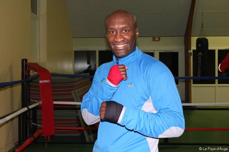 Au Sénégal, Souleymane Mbaye forme une pépinière de champions de boxe - wiwsport