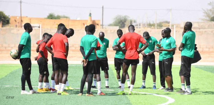 Joseph Koto penserait à convoquer des U20 en équipe nationale Olympique - wiwsport Joseph Koto penserait à convoquer des U20 en équipe nationale Olympique - wiwsport