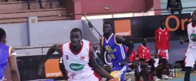N1 Masculin (J7) – Poule A : L’US Ouakam a pris le dessus sur HLM BC (65-40) - wiwsport N1 Masculin (J7) – Poule A : L’US Ouakam a pris le dessus sur HLM BC (65-40) - wiwsport