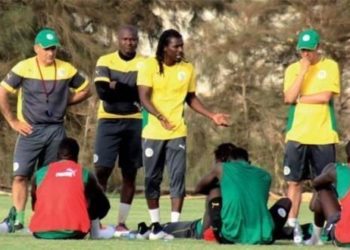 Regroupement à Saly : Aliou Cissé a tenu une réunion des cadres ! - wiwsport
