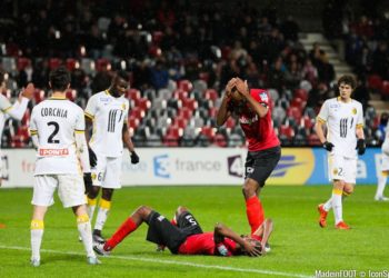 Nîmes : Fin de carrière pour Moustapha Diallo : Blessé à la cheville gauche, il perd tout espoir !