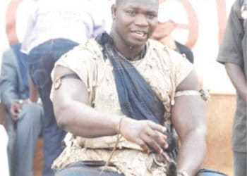 Tapha Tine sur sa vie avant la lutte:  » J&rsquo;étais apprenti ndiaga ndiaye puis taximan… »