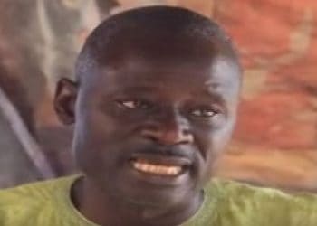(Vidéo) Modou Lô/Gris Bordeaux – Abdou Bakhoum déballe: « Gris Bordeaux a été trahi par son entourage »