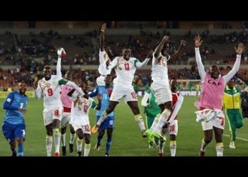 Zapping sport : regroupements des lions, bizutage de sada thioub Loum ndiaye et Dialy ndiaye - wiwsport