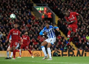 Liverpool - Huddersfield : Sadio Mané inscrit le but du break (vidéo) - wiwsport