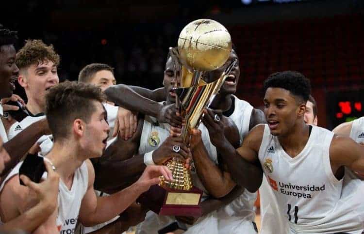 Amar Sylla et le Real Madrid Vainqueurs de l’Euroligue Junior - wiwsport Amar Sylla et le Real Madrid Vainqueurs de l’Euroligue Junior - wiwsport