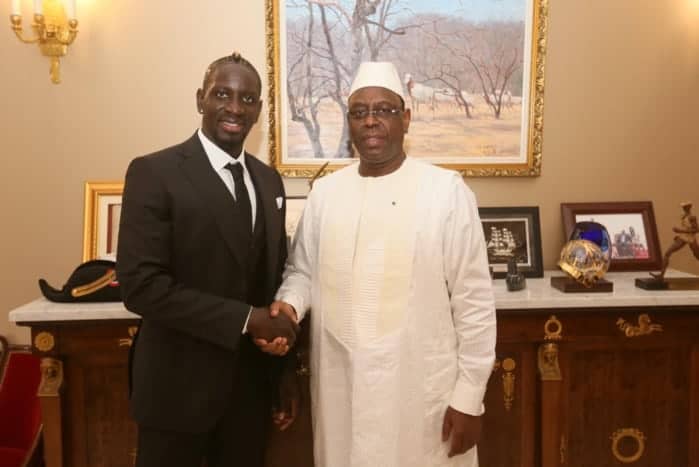Audience au Palais : Macky Sall reçoit l’international français Mamadou Sakho (Photos) - wiwsport Audience au Palais : Macky Sall reçoit l’international français Mamadou Sakho (Photos) - wiwsport