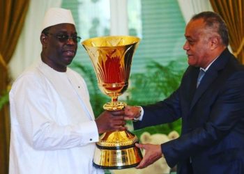 Trophy Tour Chine 2019 : Macky Sall a reçu le trophée de la Coupe du monde (Photos) - wiwsport