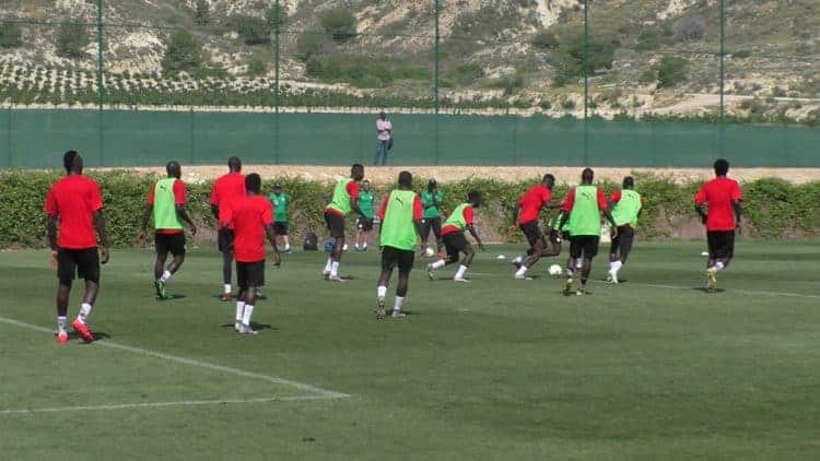 Stage en Espagne: Les lions feront face au Real Murcie aujourd’hui, à huit clos - wiwsport Stage en Espagne: Les lions feront face au Real Murcie aujourd’hui, à huit clos - wiwsport