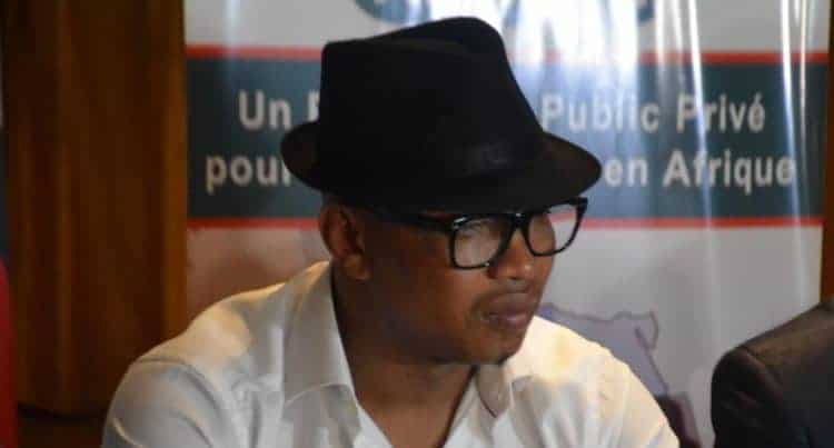 El Hadji Diouf : "Rester unis derrière notre équipe" - wiwsport El Hadji Diouf : "Rester unis derrière notre équipe" - wiwsport