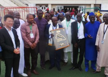 LSFP : Le président Saer Seck honoré - wiwsport
