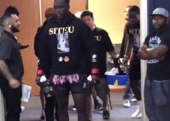 Siteu fait des débuts "ravageurs" en MMA - wiwsport