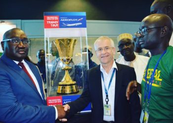 Trophy Tour Chine 2019 : La coupe du monde de Basketball rend visite à Macky Sall aujourd'hui ! - wiwsport