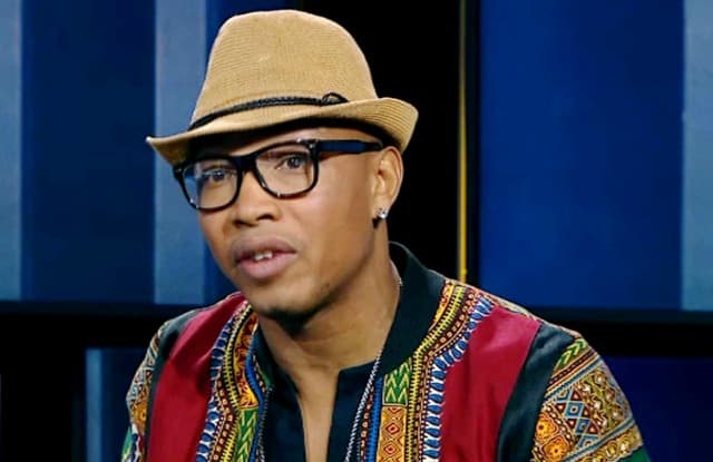 CAN 2019 : El Hadji Diouf demande à Sadio Mané de « manger » Salah et Ziyech - wiwsport CAN 2019 : El Hadji Diouf demande à Sadio Mané de « manger » Salah et Ziyech - wiwsport