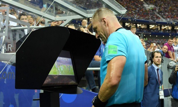CAN 2019 : La CAF fait appel aux Européens pour superviser la VAR - wiwsport