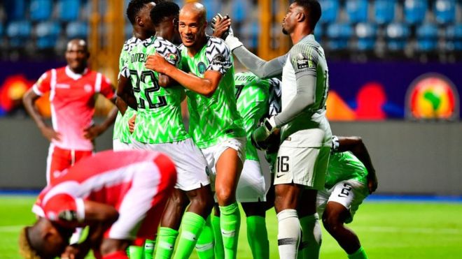 Can 2019 : Le Nigeria s'impose face à la Guinée et valide son ticket pour les huitièmes de finale - wiwsport Can 2019 : Le Nigeria s'impose face à la Guinée et valide son ticket pour les huitièmes de finale - wiwsport