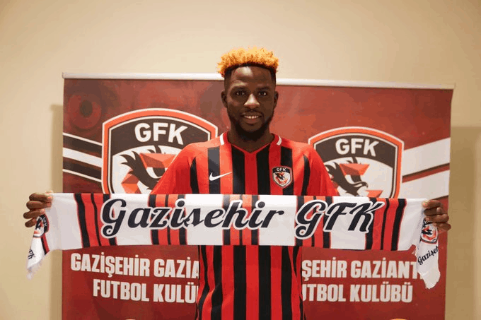 Mercato : Papy Djilobodji débarque en Turquie à Gazişehir GFK - wiwsport Mercato : Papy Djilobodji débarque en Turquie à Gazişehir GFK - wiwsport