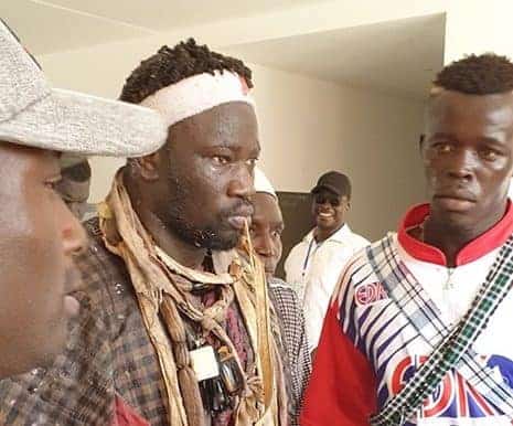 (Vidéo-Photos): Arrivé en premier au stade, Boy Niang enflamme déjà l’Arène nationale - wiwsport