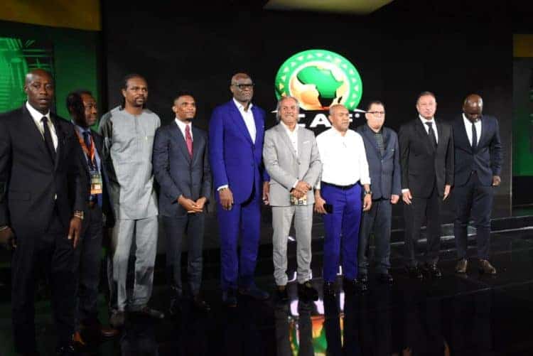 CAN 2021 : Le Cameroun a reçu le drapeau de la CAF - wiwsport CAN 2021 : Le Cameroun a reçu le drapeau de la CAF - wiwsport