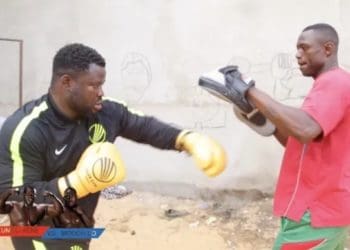 Vidéo - Combat royal : Préparation physique d'Eumeu Sène ! - wiwsport