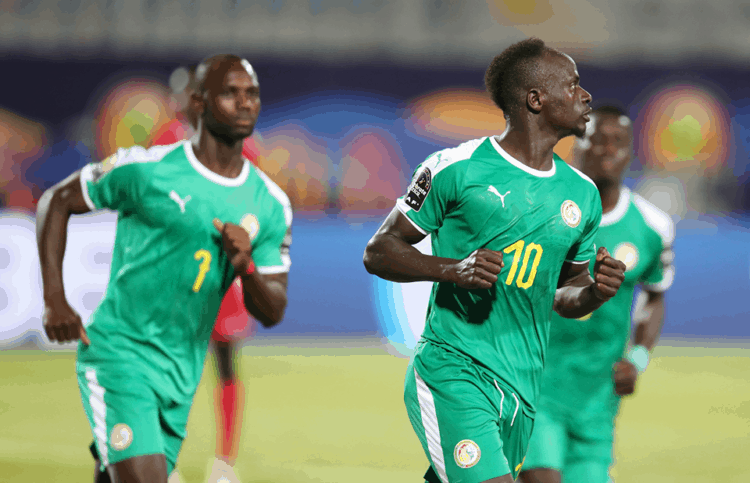 Can 2019 - Record : Sadio Mané signe son premier doublé en sélection et dépasse Papis Demba Cissé - wiwsport Can 2019 - Record : Sadio Mané signe son premier doublé en sélection et dépasse Papis Demba Cissé - wiwsport