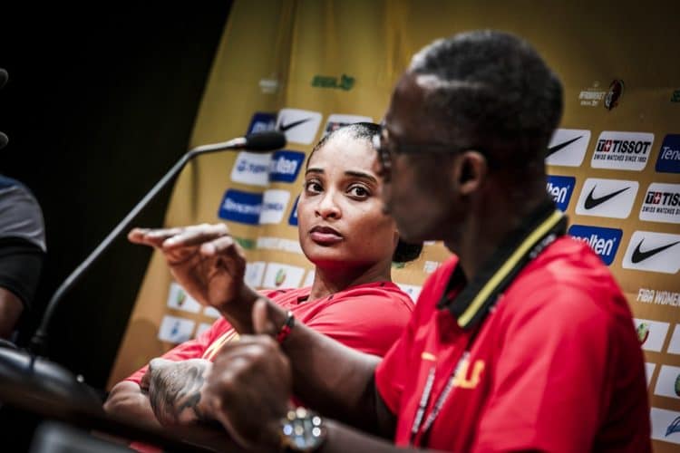 Quart de finale Sénégal vs Angola - Apolinario Paquete se décharge : "La pression est du côté sénégalais..." - wiwsport