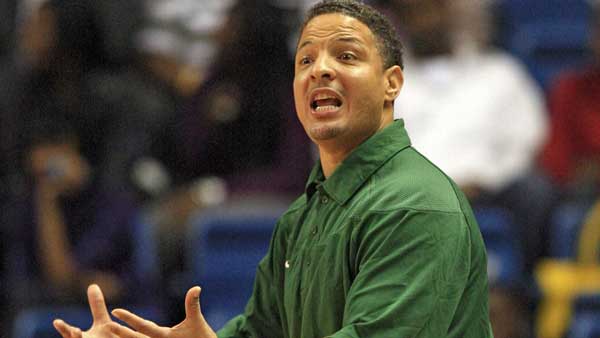 Otis Hughley JR, coach Nigeria : "On est venu pour gagner la Coupe" - wiwsport Otis Hughley JR, coach Nigeria : "On est venu pour gagner la Coupe" - wiwsport