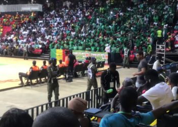Vidéo- Finale Afrobasket 2019: Allez Casa chauffe Dakar Arena avant la rencontre Sénégal vs Nigeria ! - wiwsport