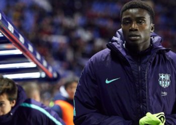 Dortmund vs Barcelone : Moussa Wagué en tribune - wiwsport