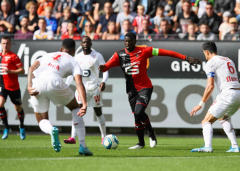 Ligue 1 : Accroché par Lille (1-1), le Stade Rennais rate le fauteuil de leader - wiwsport