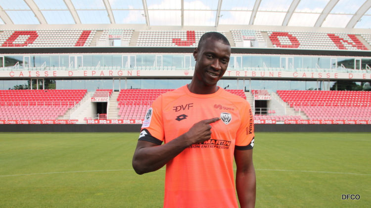 Dijon - Nîmes : Alfred Gomis pour sa première, Sidy Sarr sur le banc - wiwsport Dijon - Nîmes : Alfred Gomis pour sa première, Sidy Sarr sur le banc - wiwsport