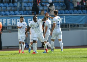 Turquie : Mame Baba Thiam s'offre un doublé et une passe décisive avec Kasimpasa (vidéo) - wiwsport