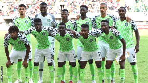 Brésil-Nigéria : Les joueurs nigérians victimes de négligence de leurs dirigeants - wiwsport Brésil-Nigéria : Les joueurs nigérians victimes de négligence de leurs dirigeants - wiwsport