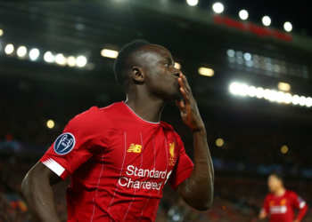 Premier League : City tombe, Liverpool et Sadio Mané prennent 8 points d’avance - wiwsport