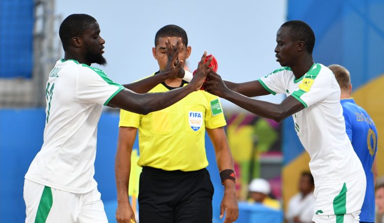 Jeux mondiaux de la plage: Le Sénégal est éliminé malgré sa victoire face à l'Ukraine (7-5) - wiwsport