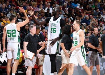 Réactions - Celtics : En plus du public, Tacko Fall met le vestiaire à ses pieds ! - wiwsport
