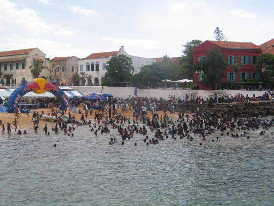 Traversée Dakar - Gorée : Ndeye Tabara Diagne et Thiaw Ndir rempilent, découvrez le podium ! - wiwsport