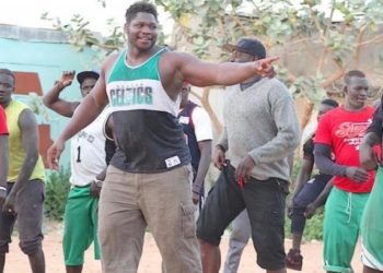 Abdou Bakhoum charge Tapha Tine : "Il ne peut pas remplir un open-press" - wiwsport